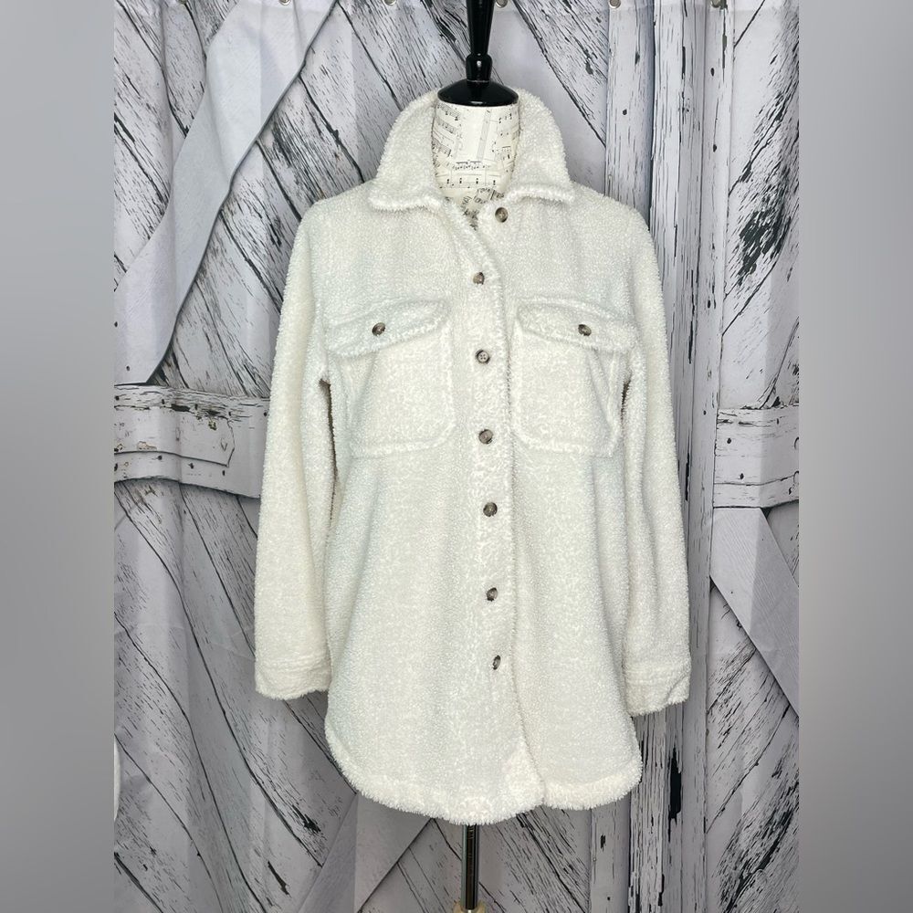Universal Thread Shacket Fleece S